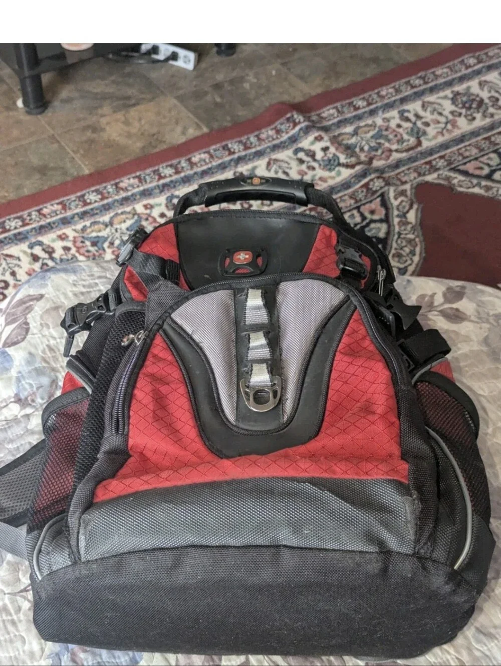 Wenger Maxxum Tech Hiking Backpack Padded Divider Multi Pocket